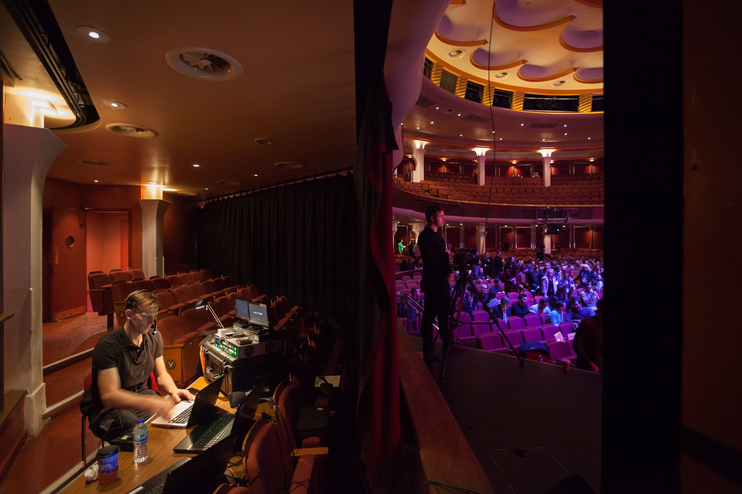 Background 26635374739