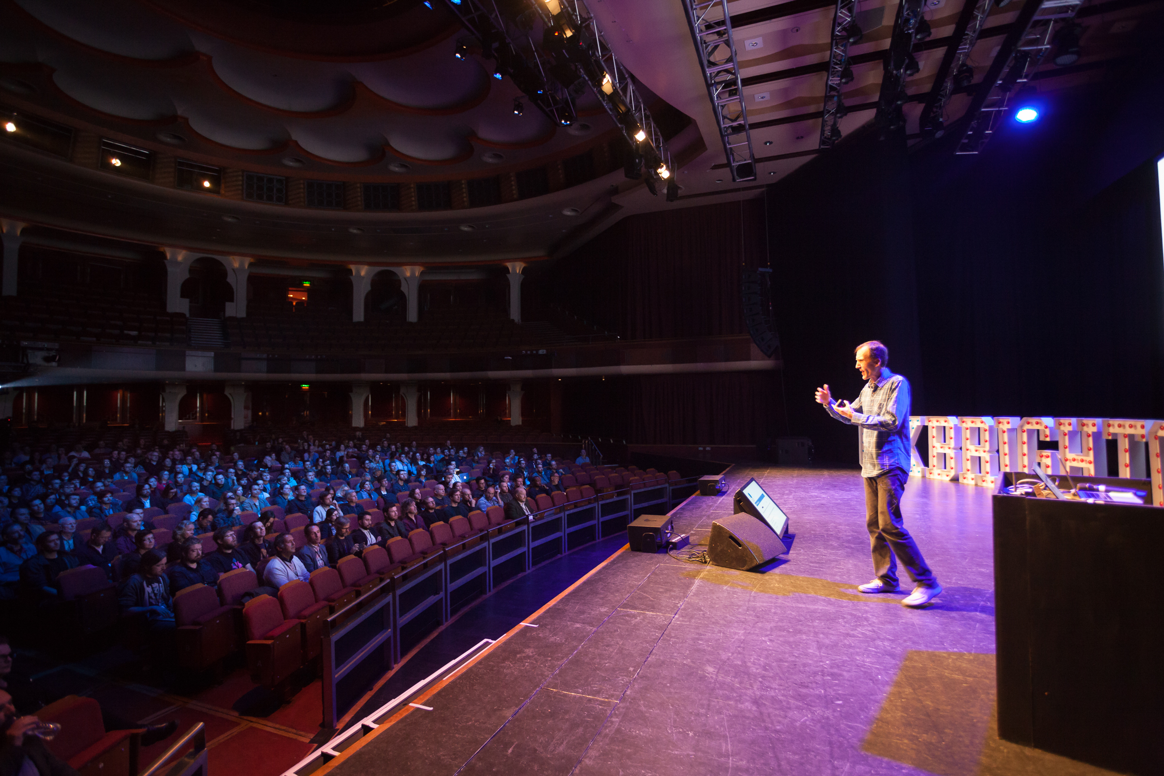 Background 37697189764