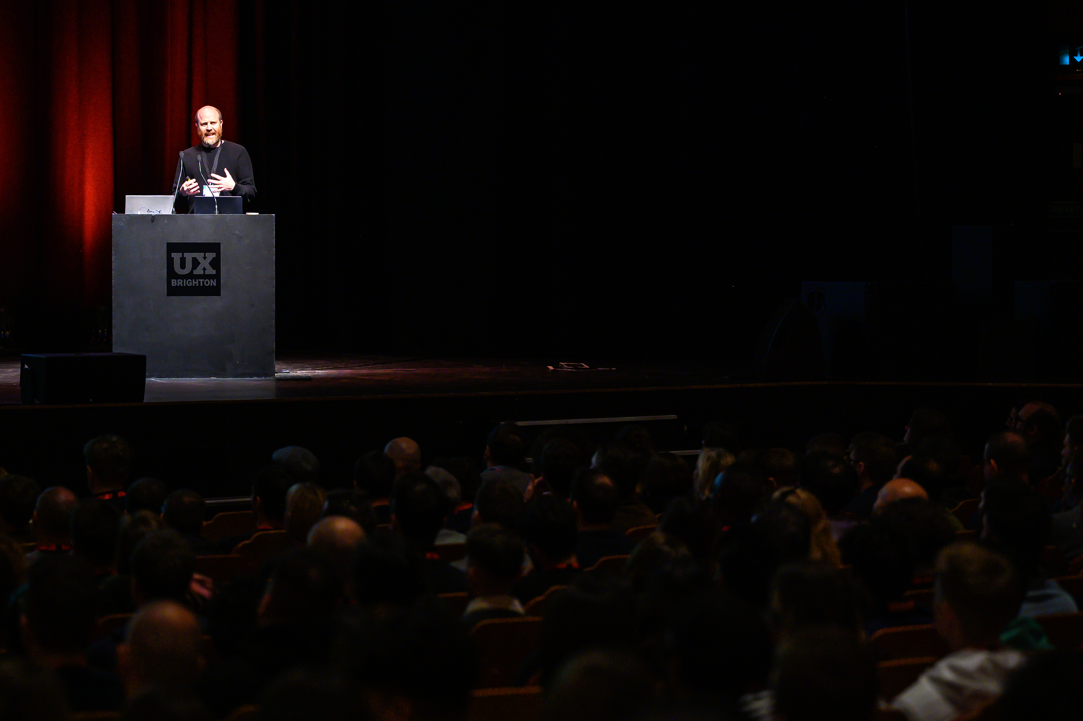 Background 52498378607