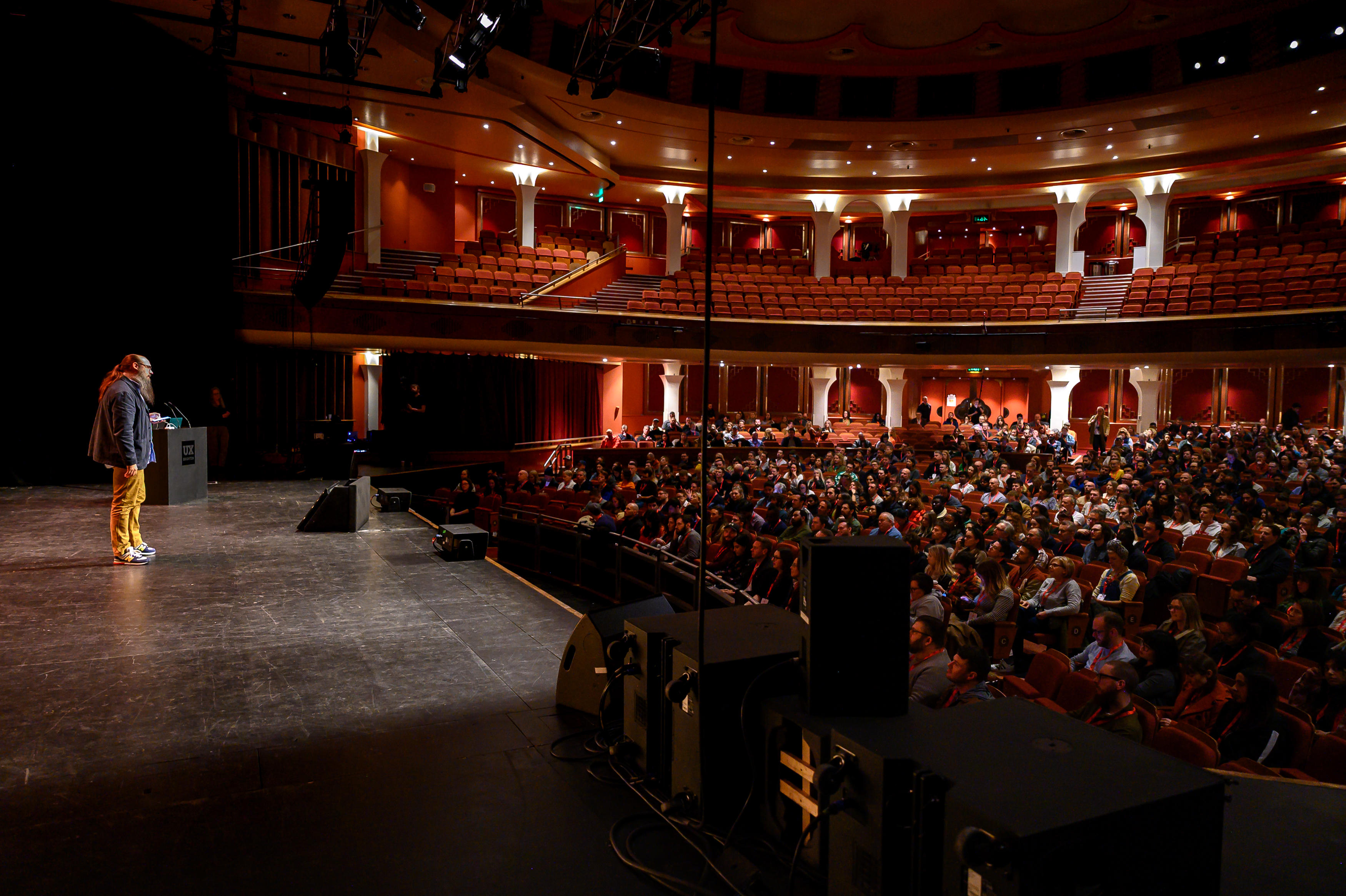 Background 52499336995